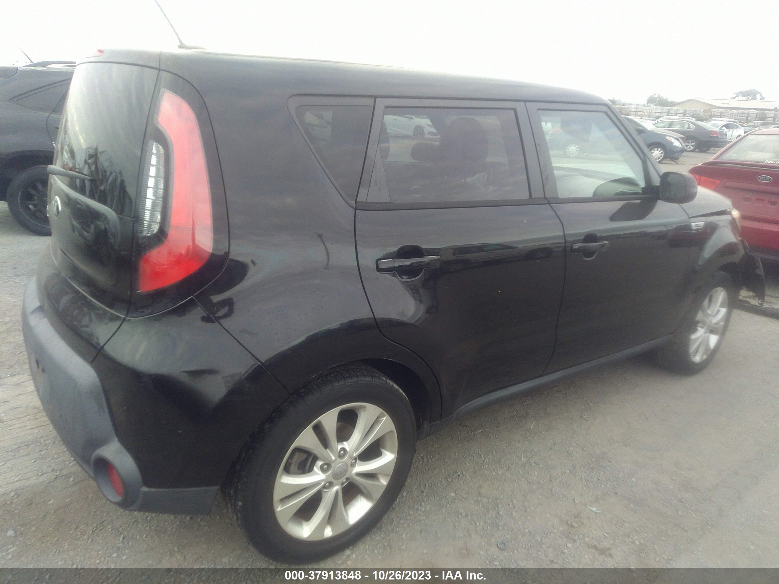 Photo 3 VIN: KNDJP3A52F7803761 - KIA SOUL 