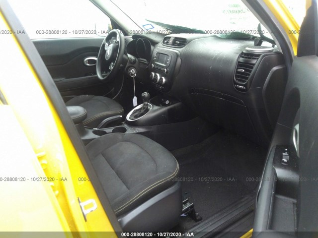 Photo 4 VIN: KNDJP3A52G7240261 - KIA SOUL 