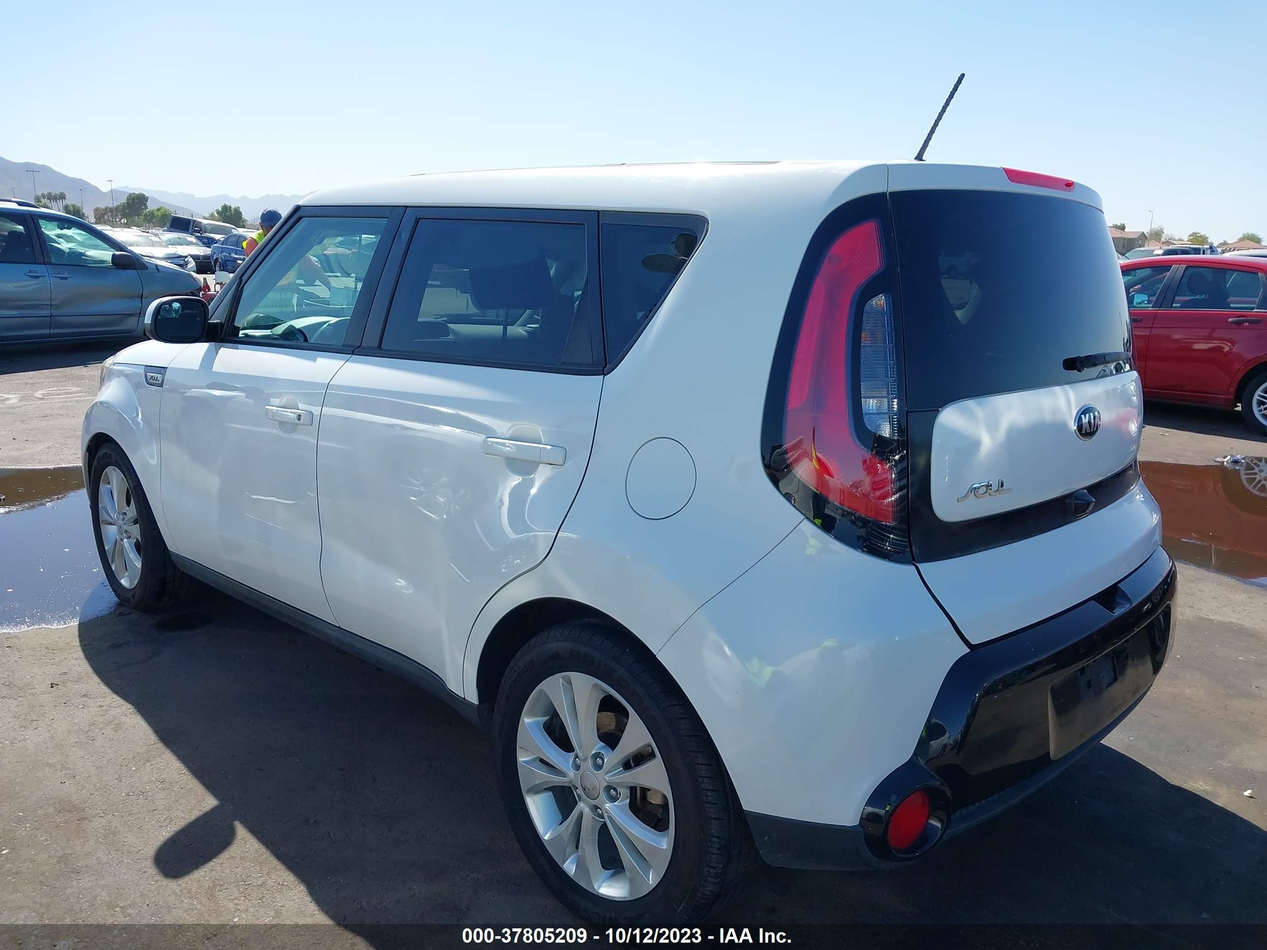 Photo 2 VIN: KNDJP3A52G7821503 - KIA SOUL 