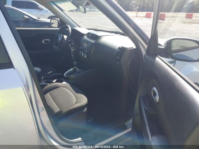 Photo 4 VIN: KNDJP3A52G7829083 - KIA SOUL 