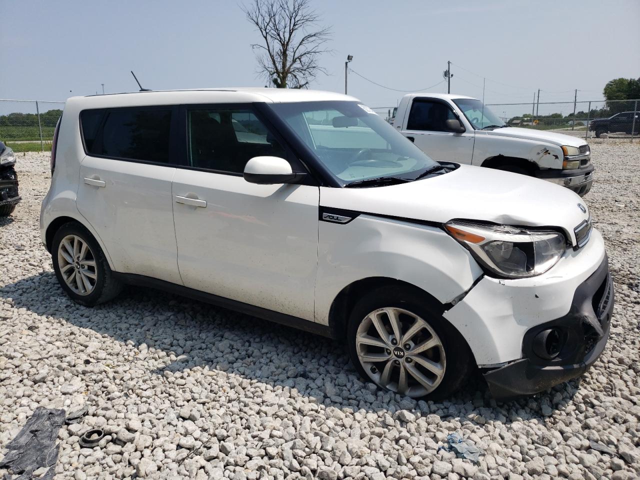 Photo 3 VIN: KNDJP3A52H7415965 - KIA SOUL 