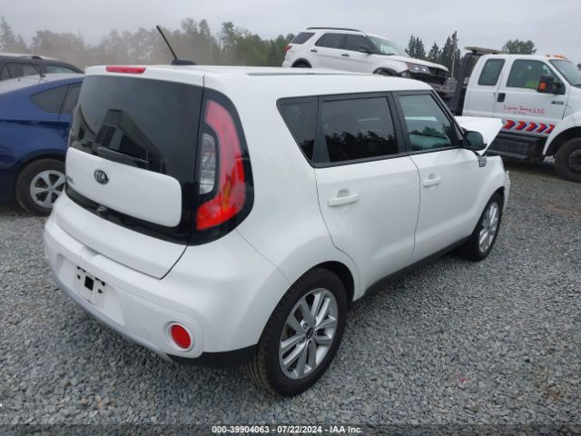 Photo 3 VIN: KNDJP3A52H7417991 - KIA SOUL 