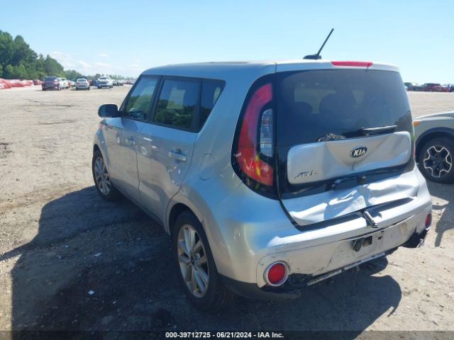 Photo 2 VIN: KNDJP3A52H7436556 - KIA SOUL 