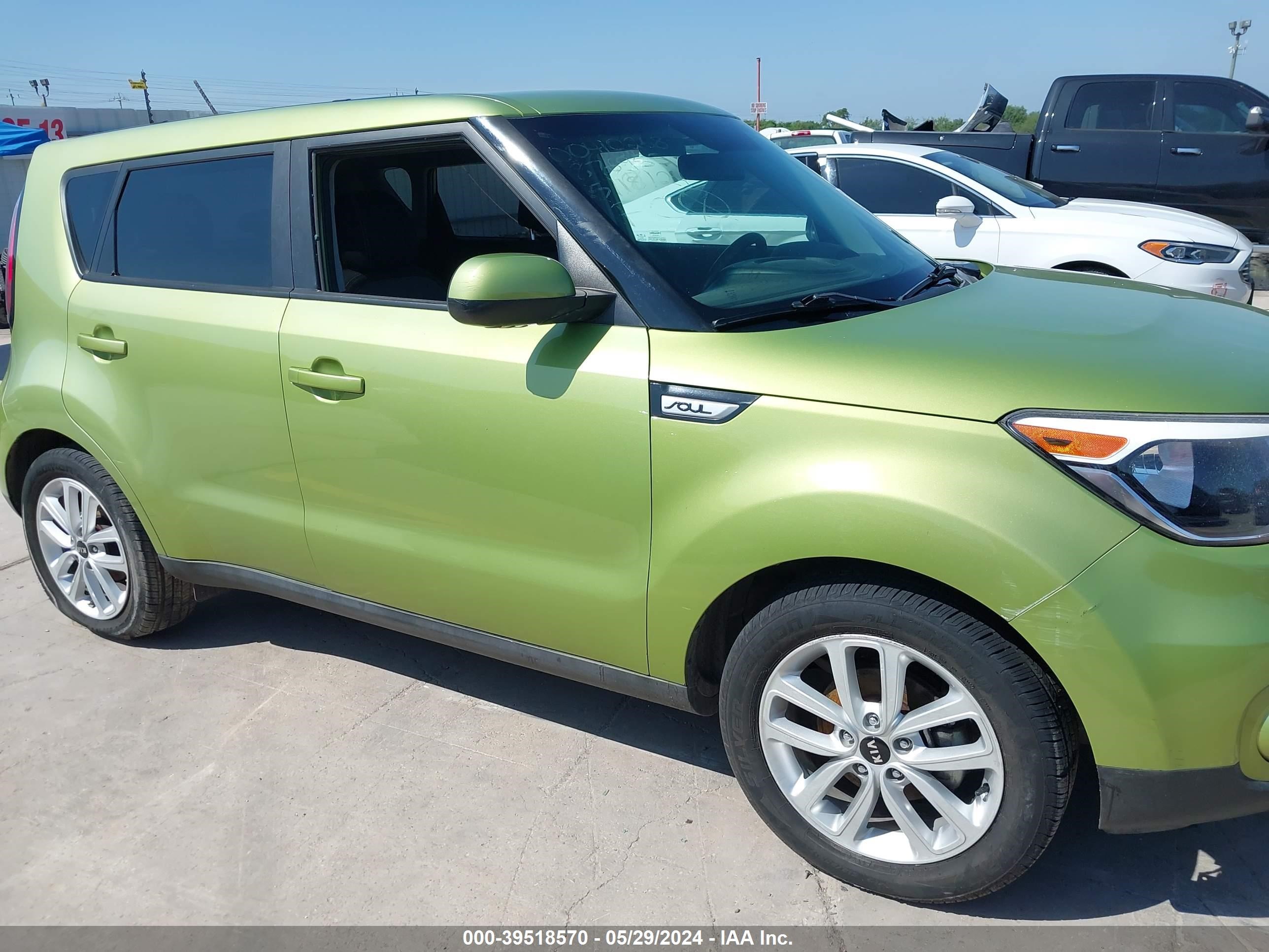 Photo 5 VIN: KNDJP3A52H7876955 - KIA SOUL 