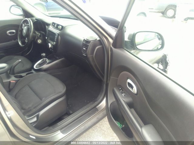 Photo 4 VIN: KNDJP3A52J7517692 - KIA SOUL 