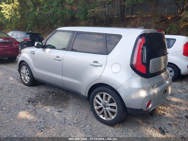 Photo 2 VIN: KNDJP3A52J7537408 - KIA SOUL 