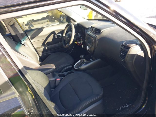 Photo 4 VIN: KNDJP3A52J7558114 - KIA SOUL 