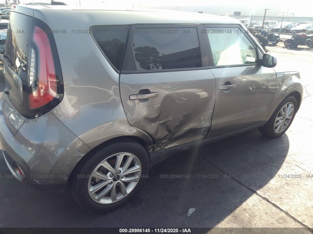 Photo 5 VIN: KNDJP3A52J7559117 - KIA SOUL 