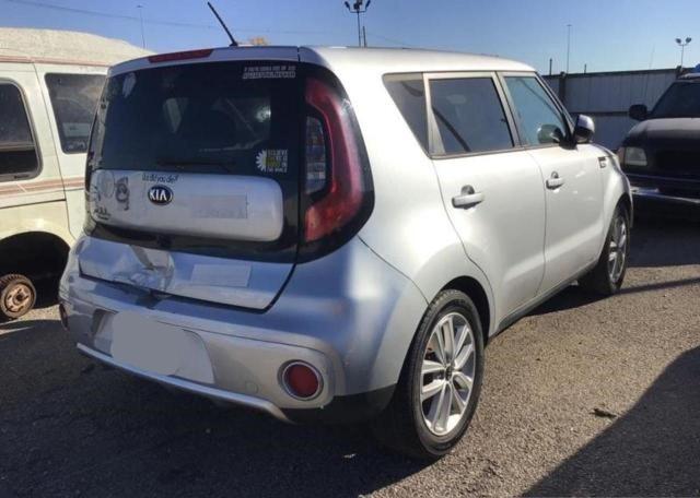 Photo 3 VIN: KNDJP3A52J7592280 - KIA SOUL 