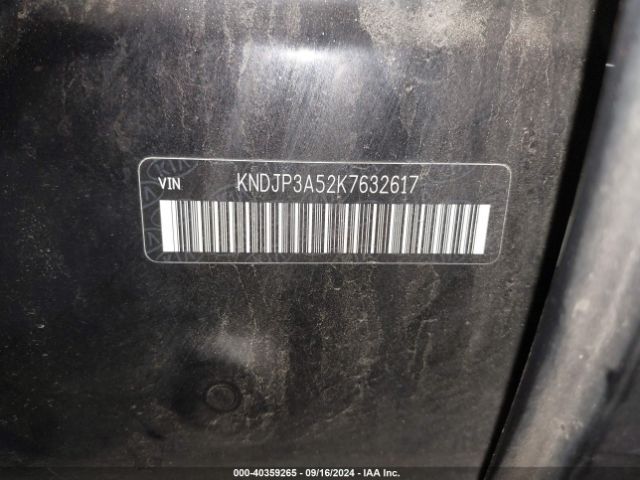 Photo 8 VIN: KNDJP3A52K7632617 - KIA SOUL 