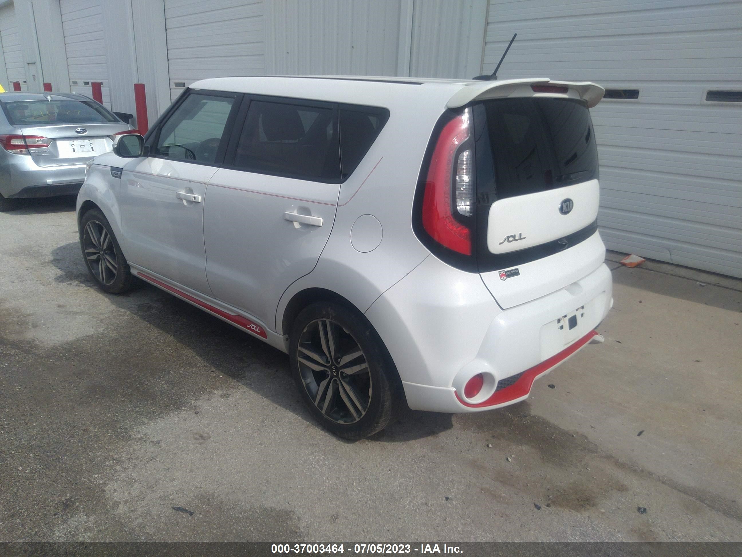 Photo 2 VIN: KNDJP3A53E7035027 - KIA SOUL 