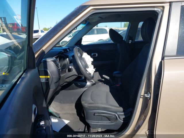 Photo 4 VIN: KNDJP3A53F7138935 - KIA SOUL 