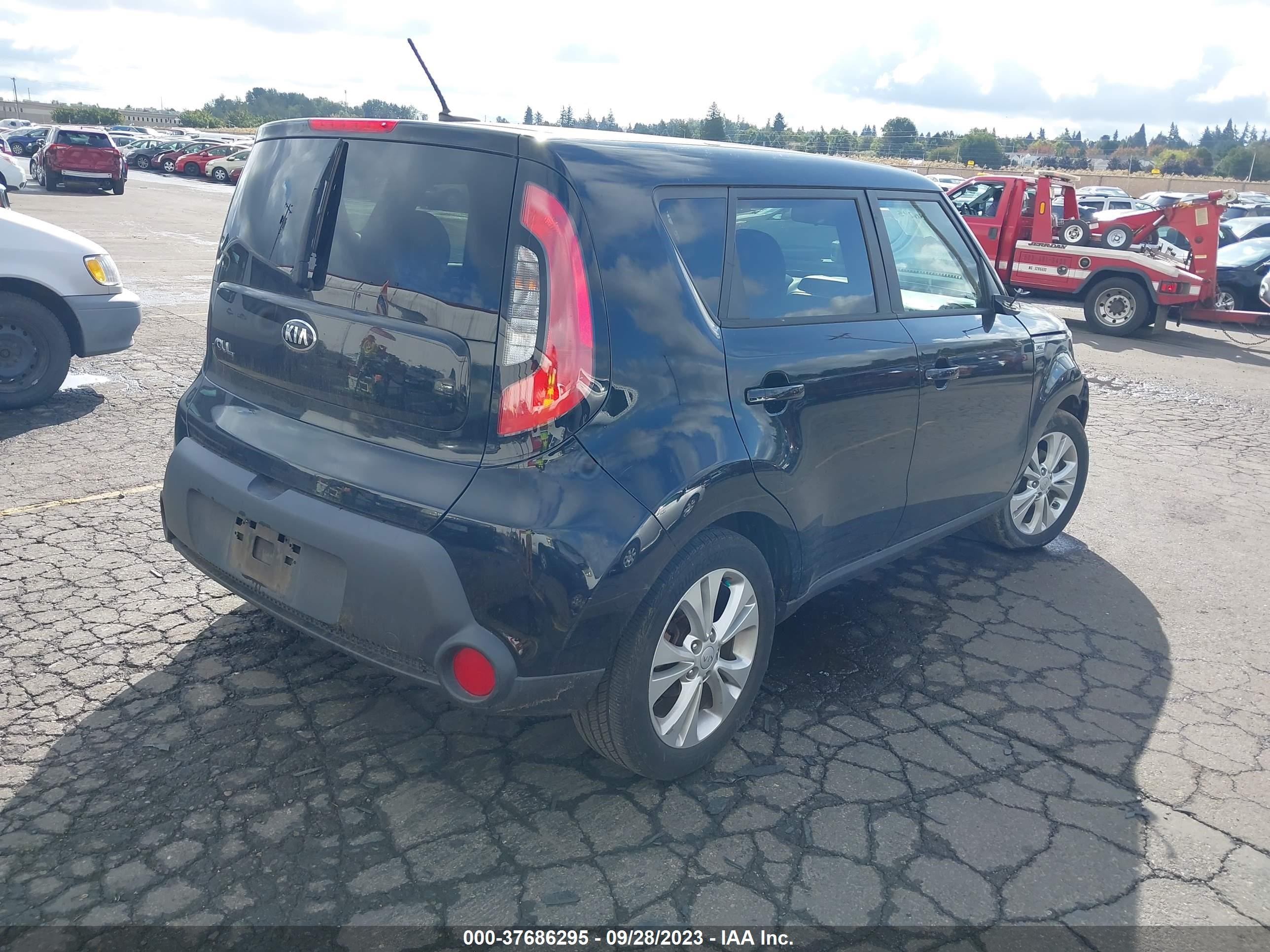 Photo 3 VIN: KNDJP3A53F7187990 - KIA SOUL 