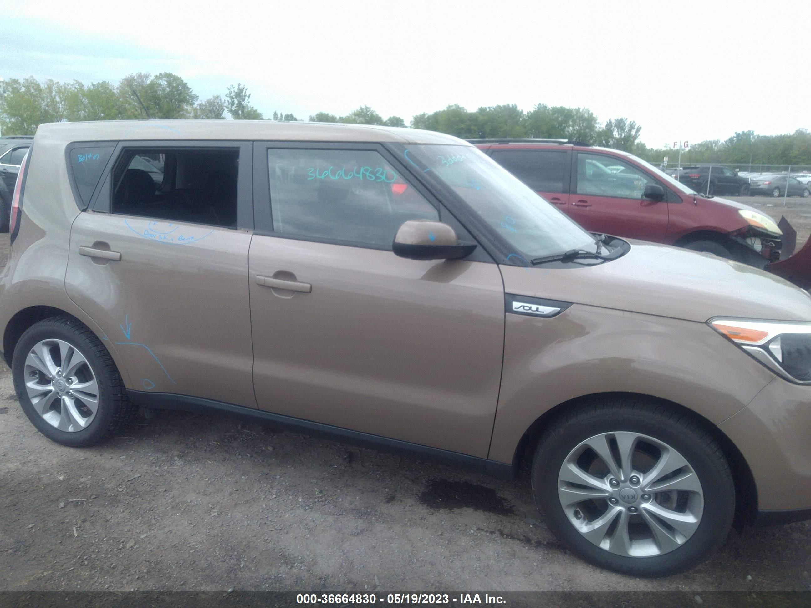 Photo 5 VIN: KNDJP3A53F7225072 - KIA SOUL 