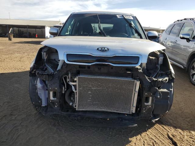 Photo 4 VIN: KNDJP3A53F7761231 - KIA SOUL + 