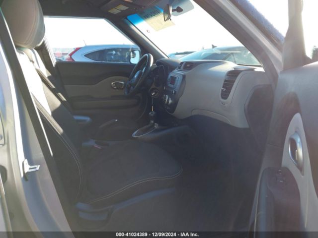 Photo 4 VIN: KNDJP3A53F7802991 - KIA SOUL 