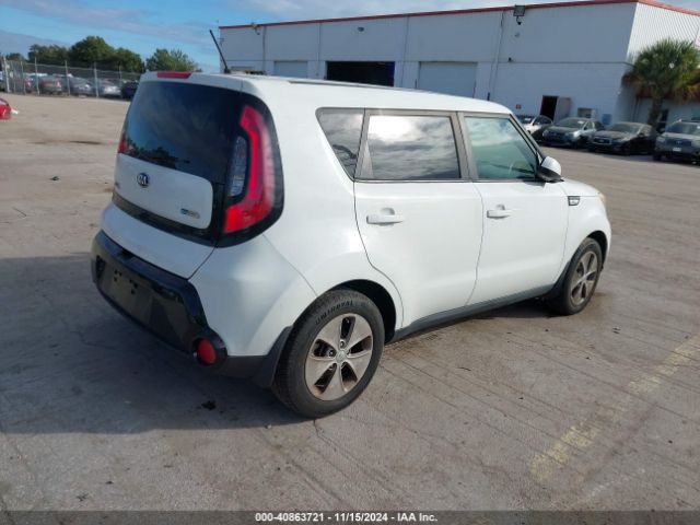 Photo 3 VIN: KNDJP3A53G7311631 - KIA SOUL 