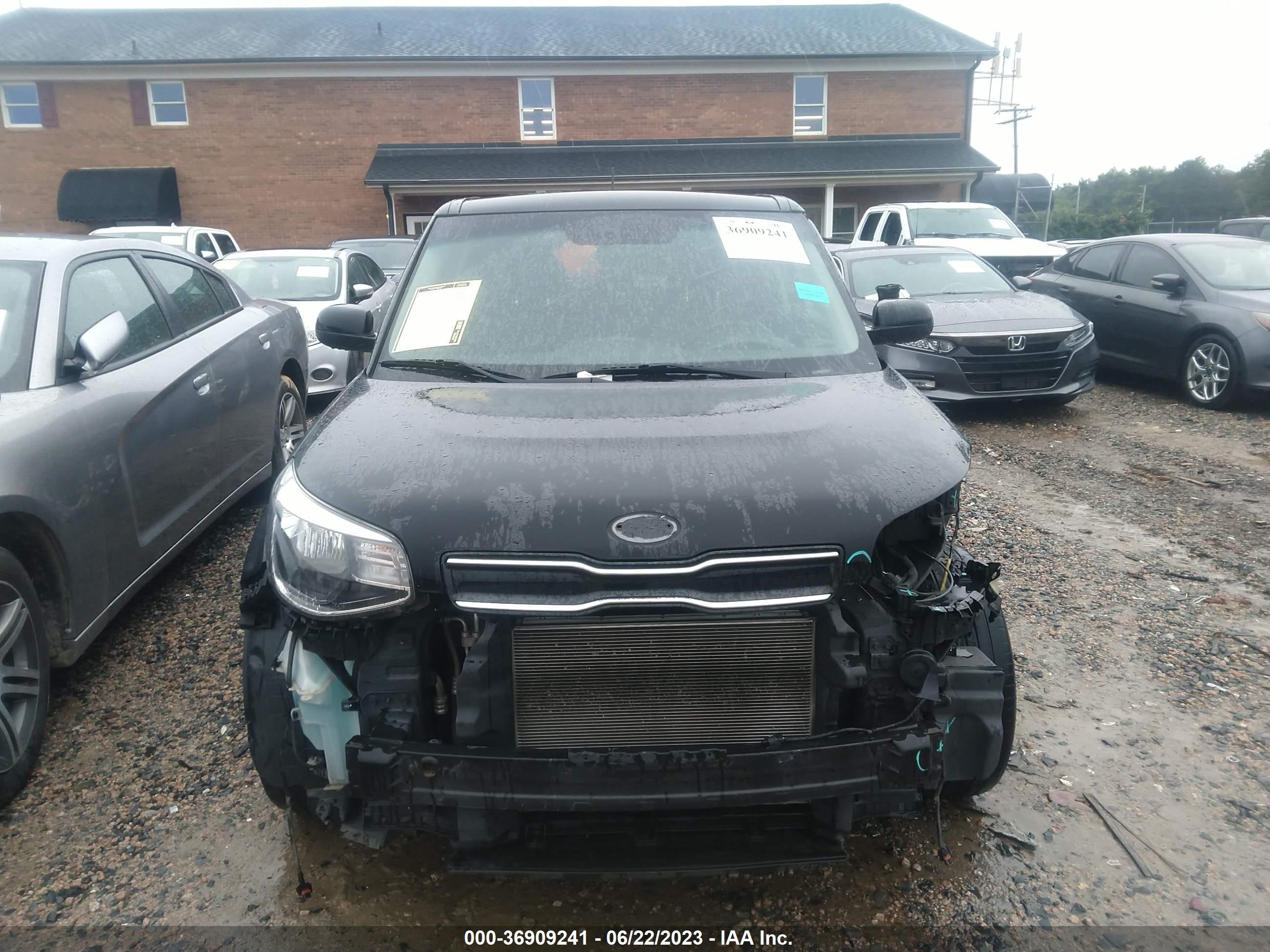 Photo 11 VIN: KNDJP3A53H7422987 - KIA SOUL 