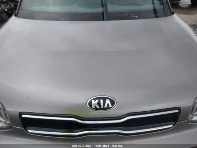 Photo 5 VIN: KNDJP3A53H7424013 - KIA SOUL 