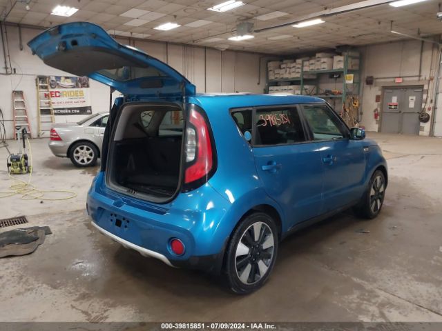 Photo 3 VIN: KNDJP3A53H7467704 - KIA SOUL 