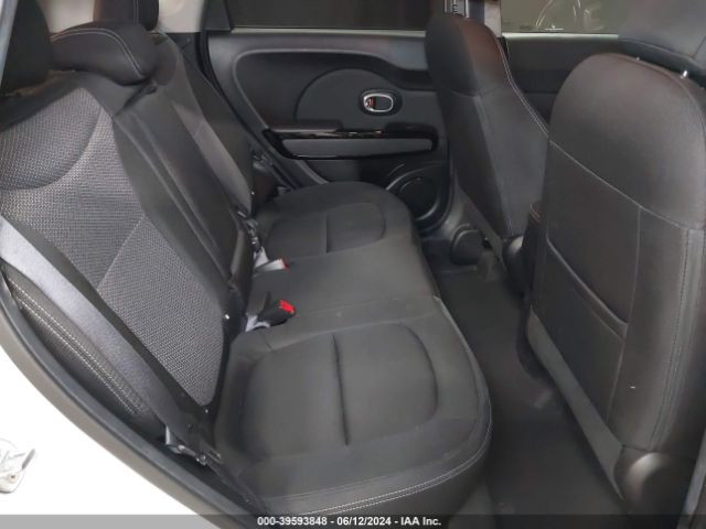 Photo 7 VIN: KNDJP3A53J7552323 - KIA SOUL 