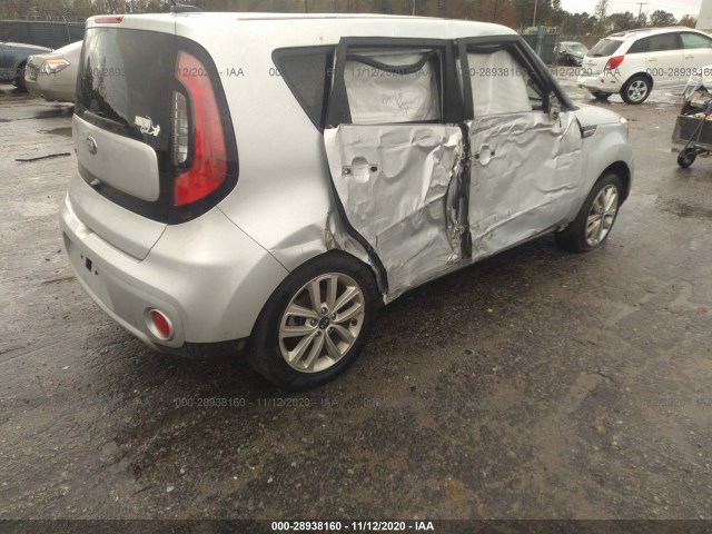 Photo 3 VIN: KNDJP3A53J7553018 - KIA SOUL 