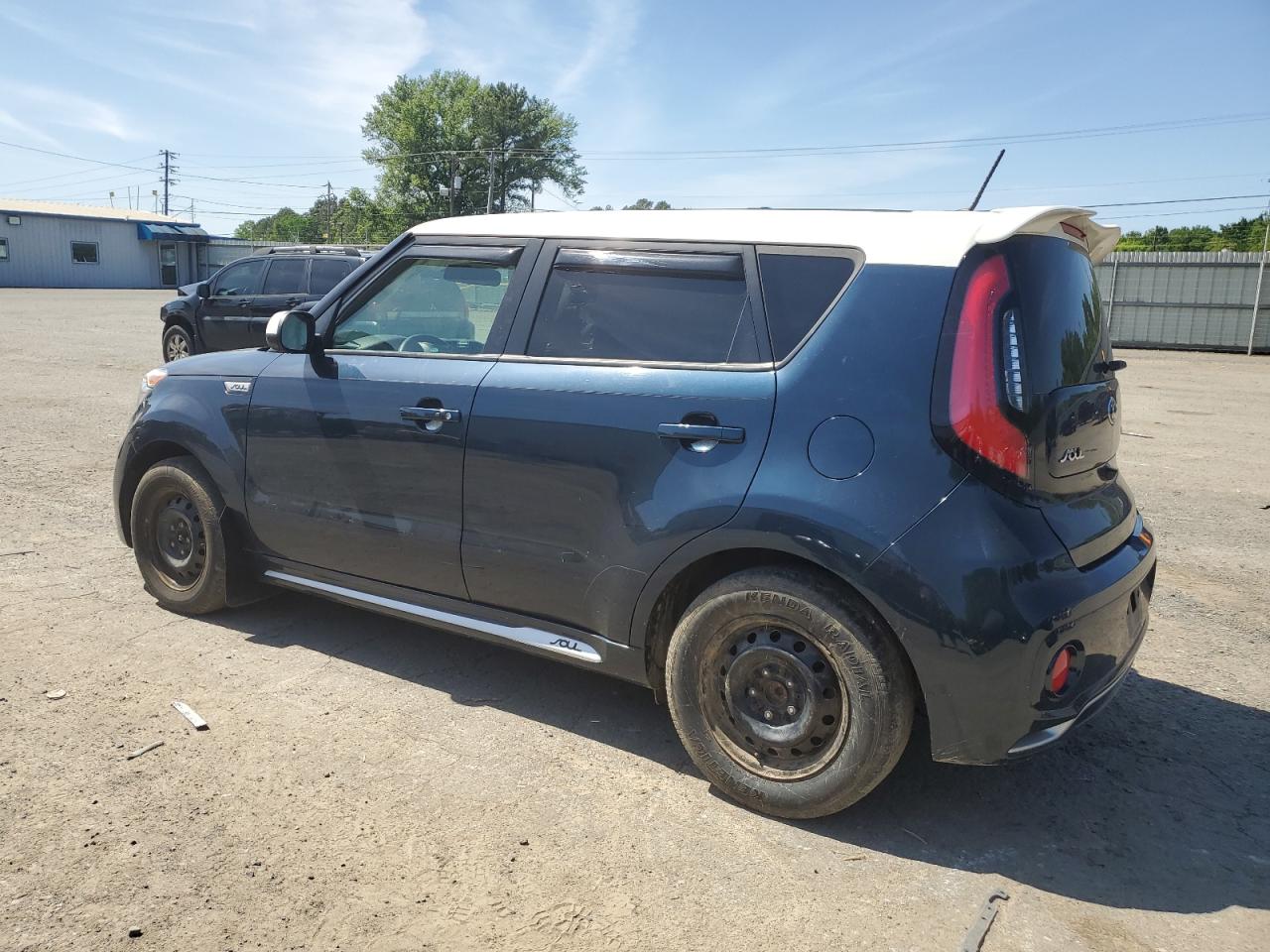 Photo 1 VIN: KNDJP3A53J7582194 - KIA SOUL 