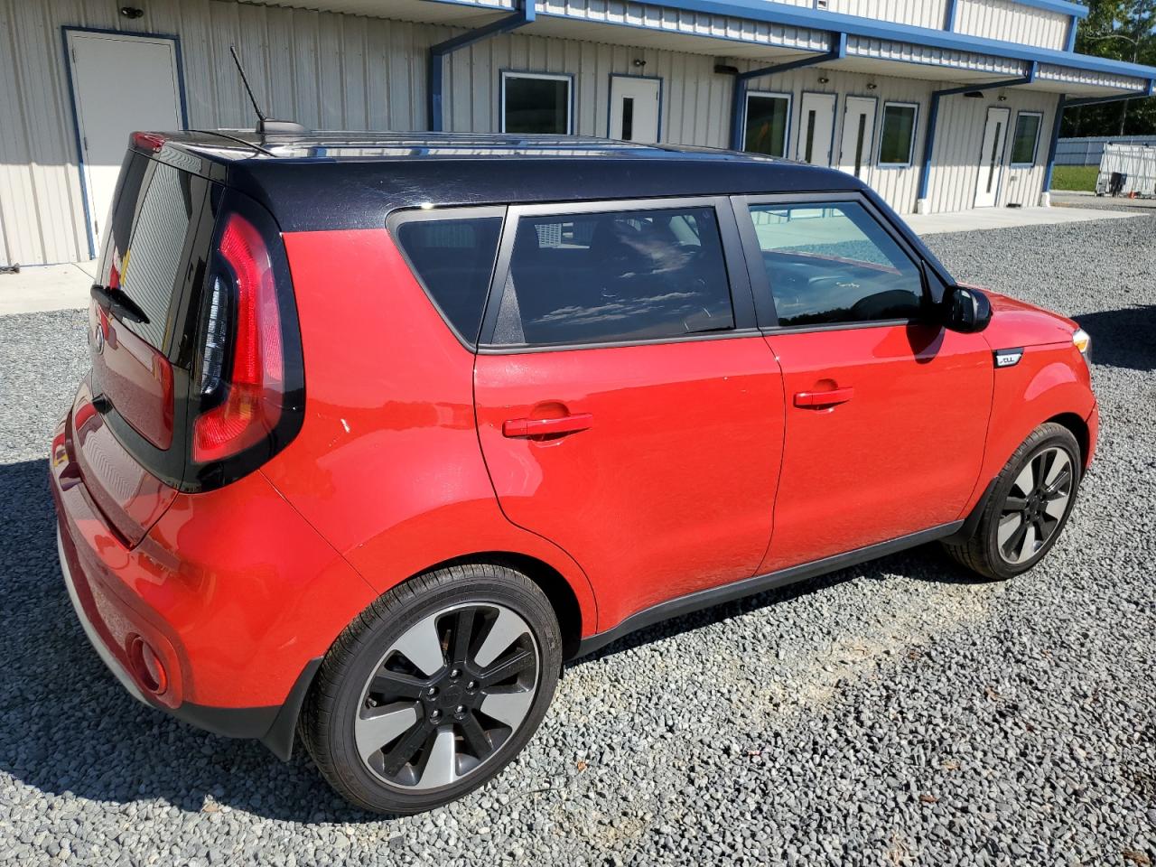 Photo 2 VIN: KNDJP3A53J7585564 - KIA SOUL 