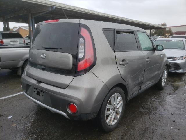 Photo 3 VIN: KNDJP3A53J7611984 - KIA SOUL + 