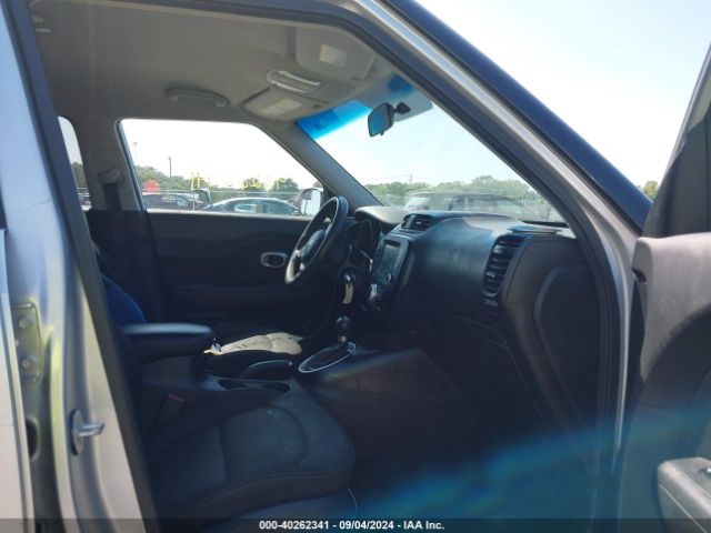 Photo 4 VIN: KNDJP3A53J7618062 - KIA SOUL 