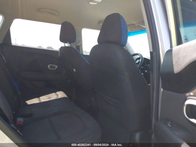 Photo 7 VIN: KNDJP3A53J7618062 - KIA SOUL 