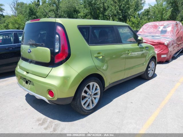 Photo 3 VIN: KNDJP3A53J7890904 - KIA SOUL 