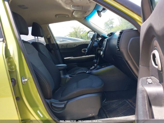 Photo 4 VIN: KNDJP3A53J7890904 - KIA SOUL 