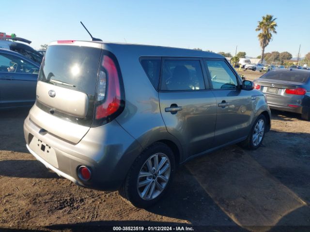 Photo 3 VIN: KNDJP3A53K7016537 - KIA SOUL 