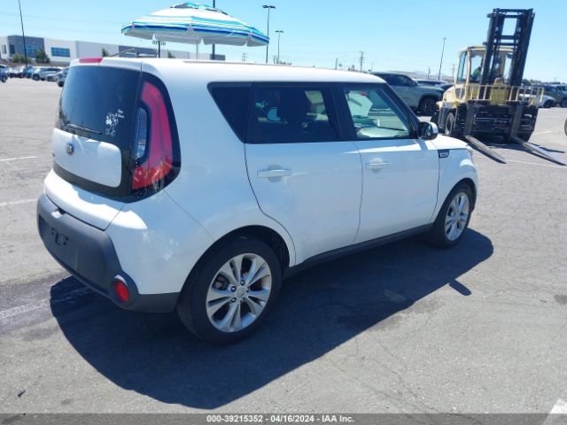 Photo 3 VIN: KNDJP3A54F7182801 - KIA SOUL 