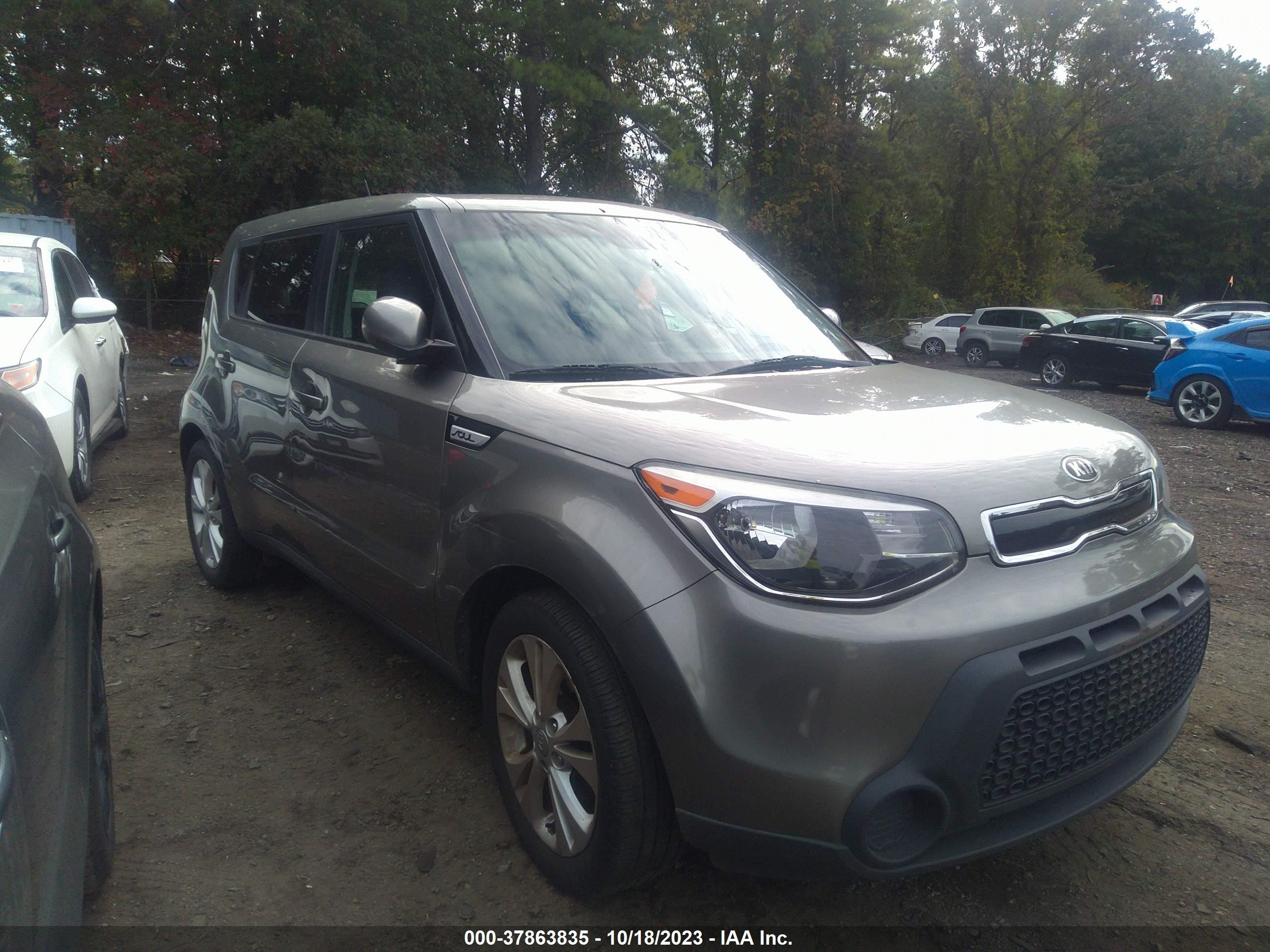 Photo 5 VIN: KNDJP3A54F7183186 - KIA SOUL 