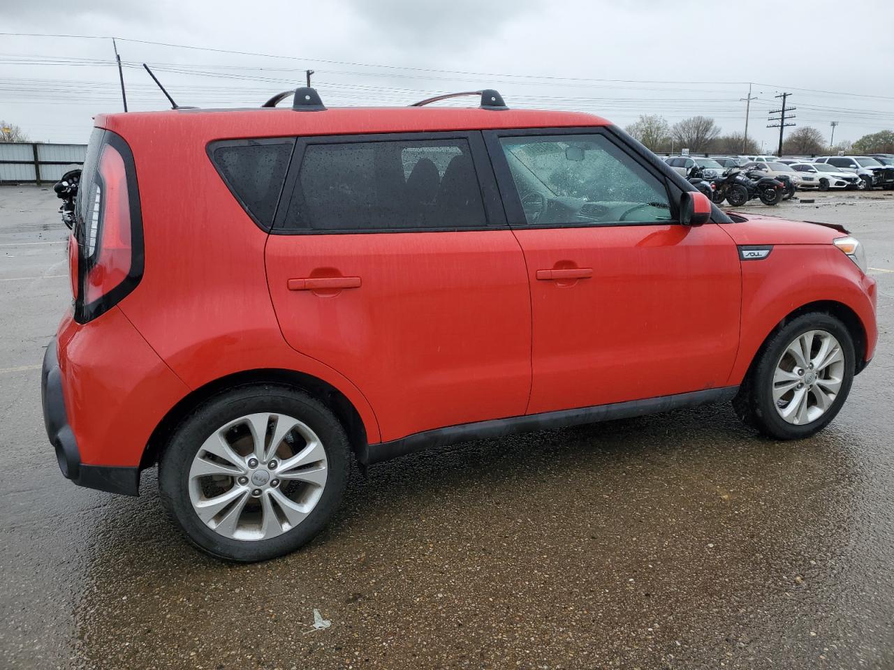 Photo 2 VIN: KNDJP3A54F7763215 - KIA SOUL 