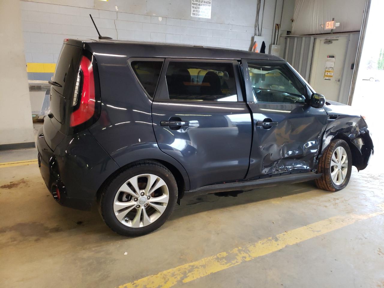 Photo 2 VIN: KNDJP3A54G7243274 - KIA SOUL 