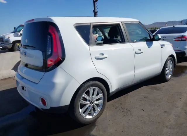 Photo 3 VIN: KNDJP3A54H7419709 - KIA SOUL 