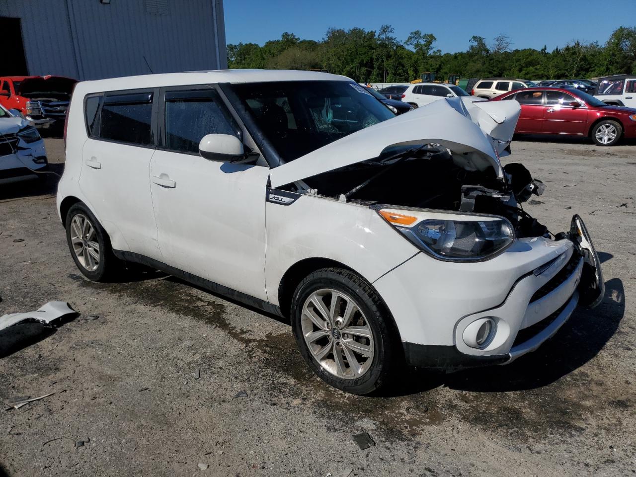 Photo 3 VIN: KNDJP3A54J7526135 - KIA SOUL 