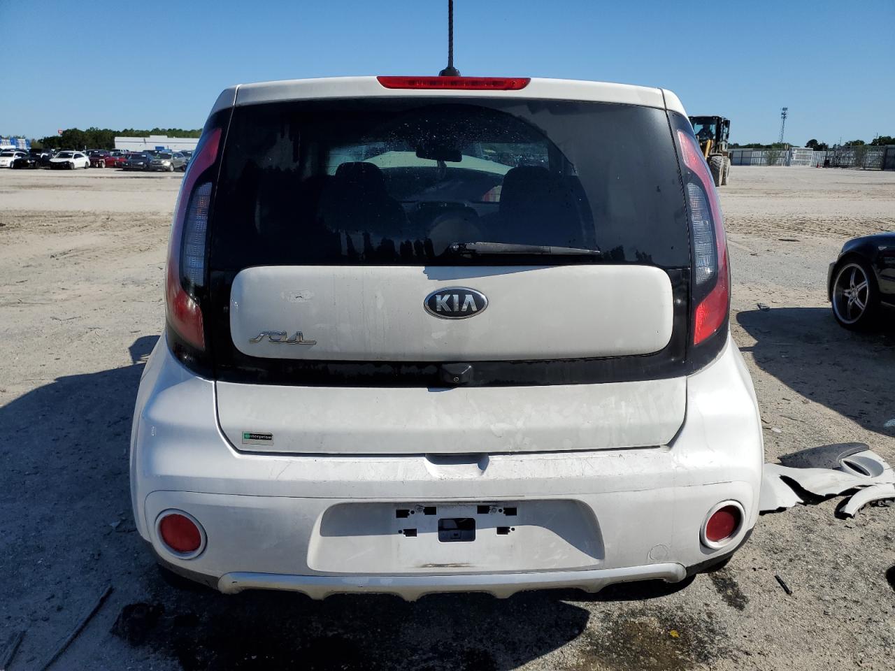 Photo 5 VIN: KNDJP3A54J7526135 - KIA SOUL 