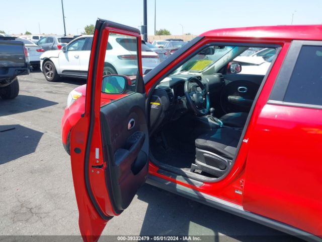 Photo 4 VIN: KNDJP3A54J7531433 - KIA SOUL 