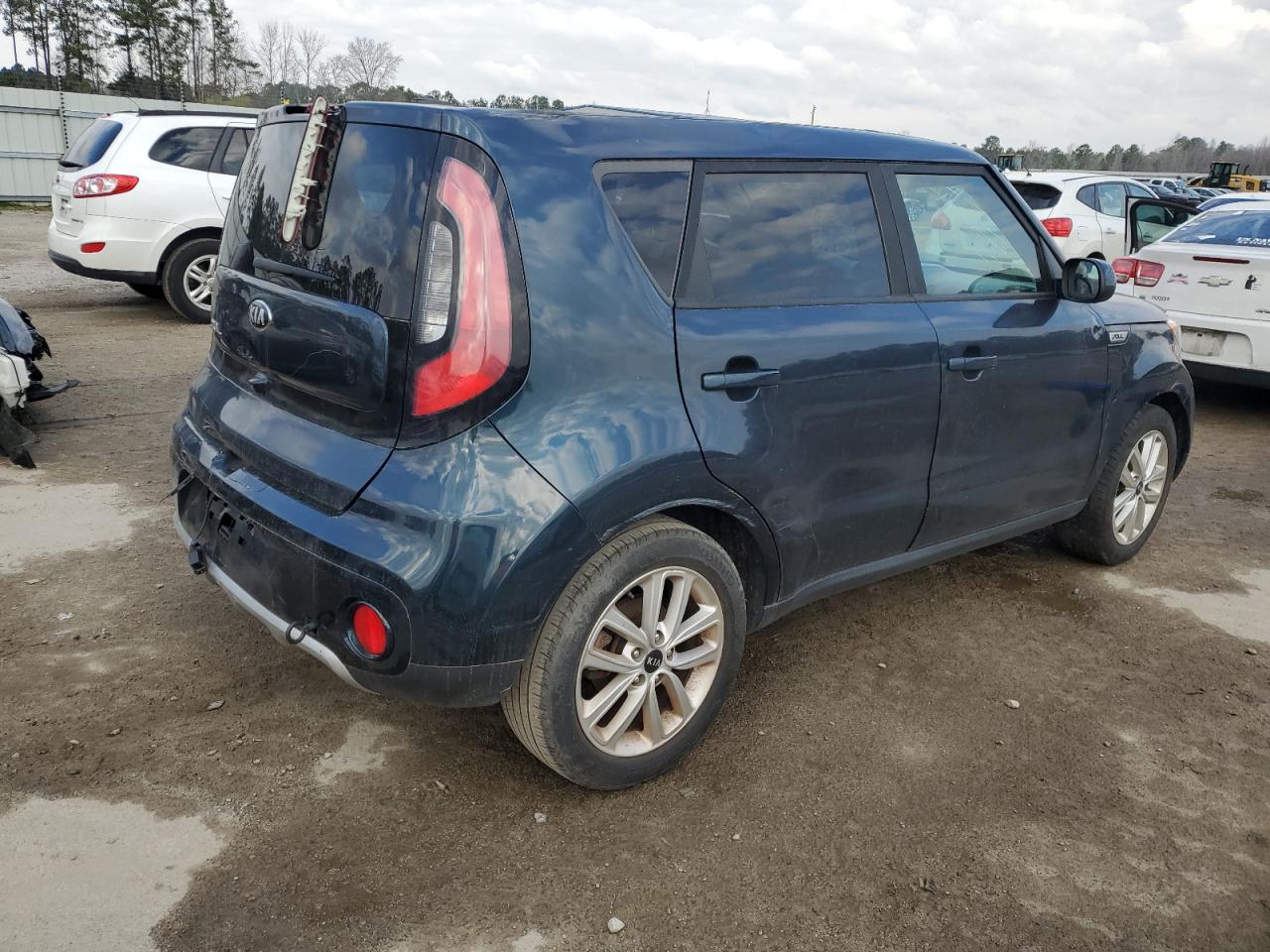 Photo 2 VIN: KNDJP3A54J7552072 - KIA SOUL 