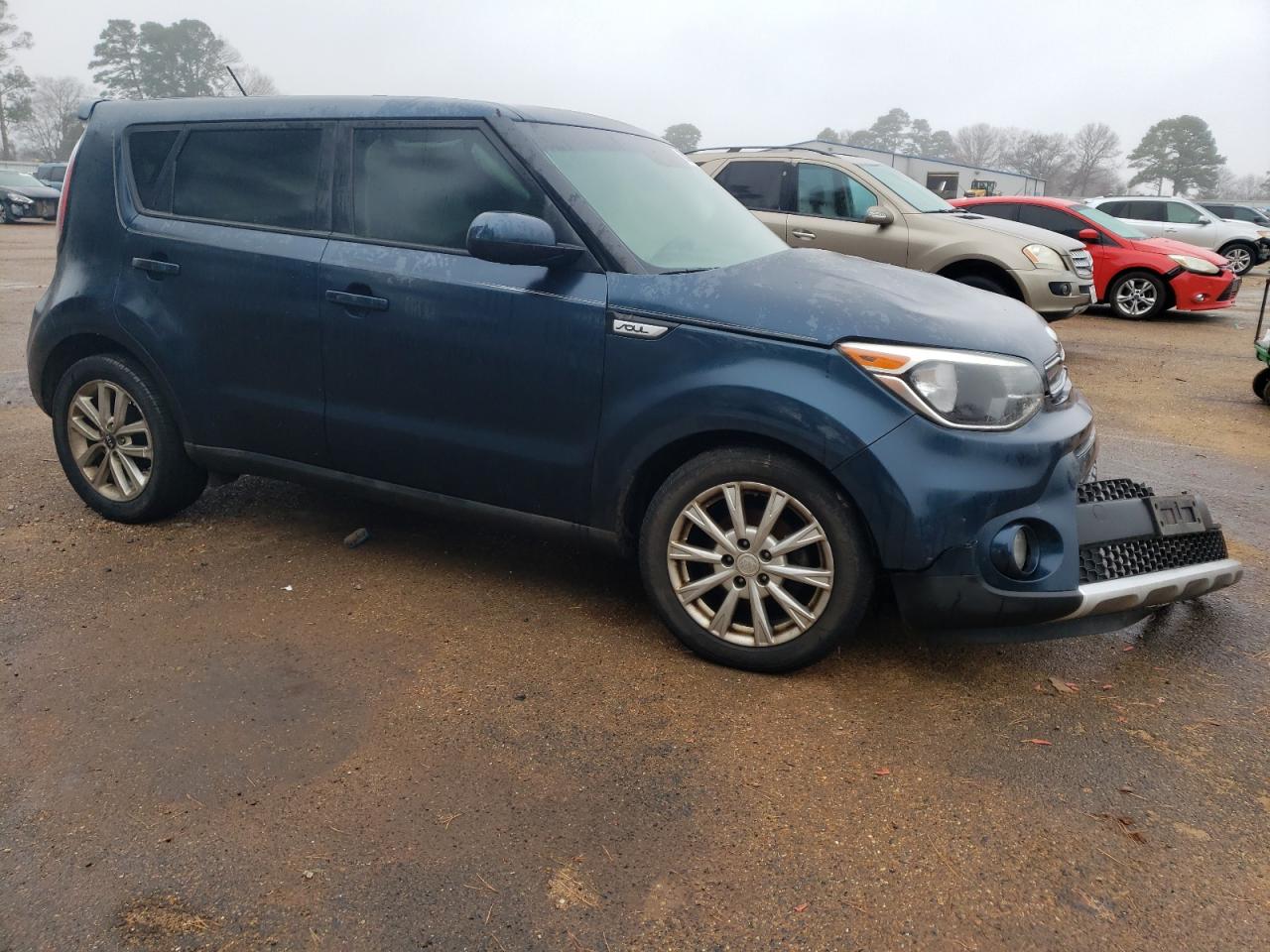 Photo 3 VIN: KNDJP3A54J7589543 - KIA SOUL 