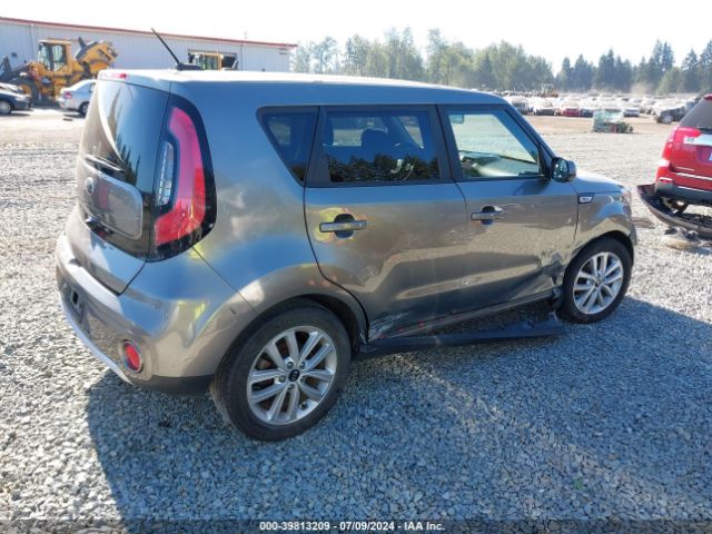 Photo 3 VIN: KNDJP3A54J7596704 - KIA SOUL 