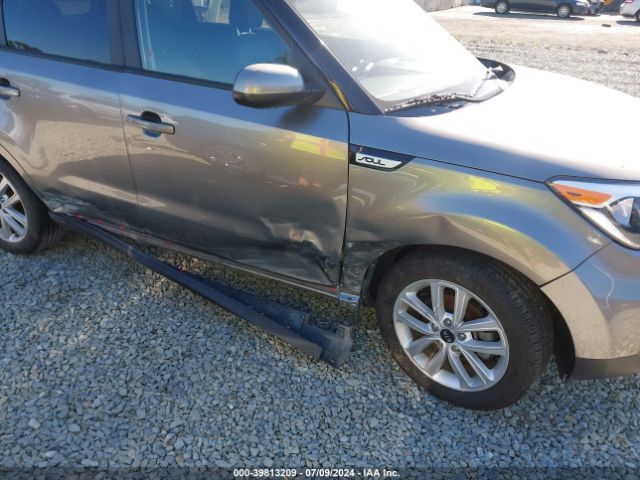 Photo 5 VIN: KNDJP3A54J7596704 - KIA SOUL 