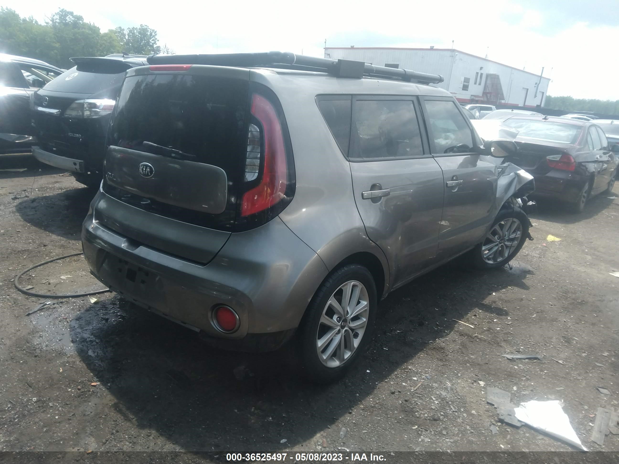 Photo 3 VIN: KNDJP3A54J7603599 - KIA SOUL 