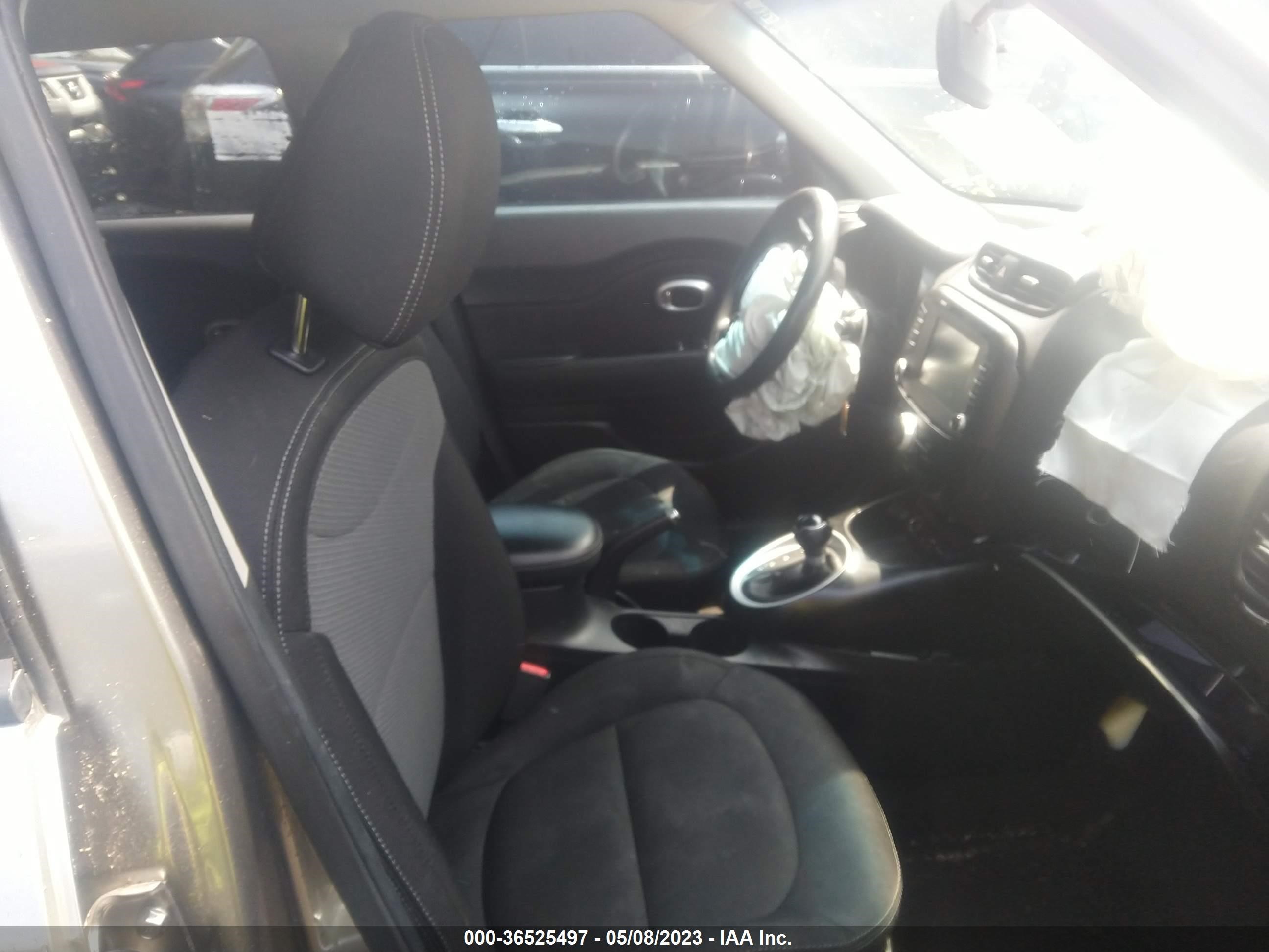 Photo 4 VIN: KNDJP3A54J7603599 - KIA SOUL 