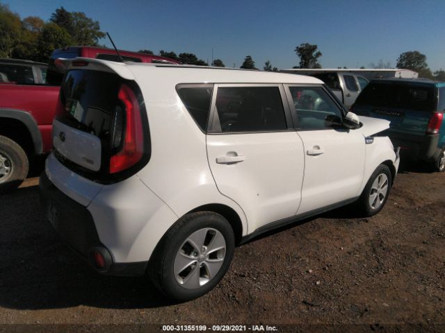 Photo 3 VIN: KNDJP3A55E7049060 - KIA SOUL 