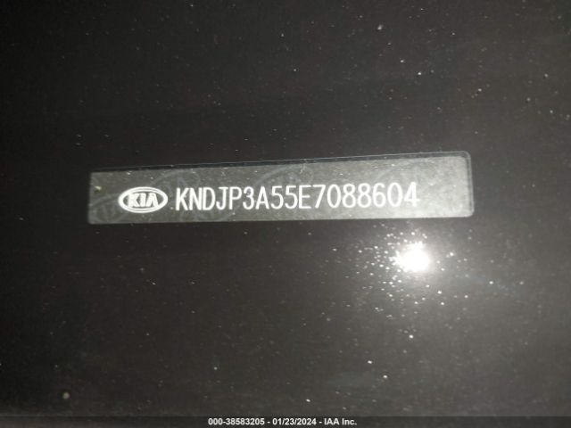 Photo 8 VIN: KNDJP3A55E7088604 - KIA SOUL 